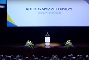 Путін хоче, щоб наші люди страждали, щоб тікали з України - Зеленський на URC 2025