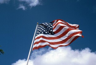 США розглянуть послаблення санкцій проти іранської нафти для стабілізації цін