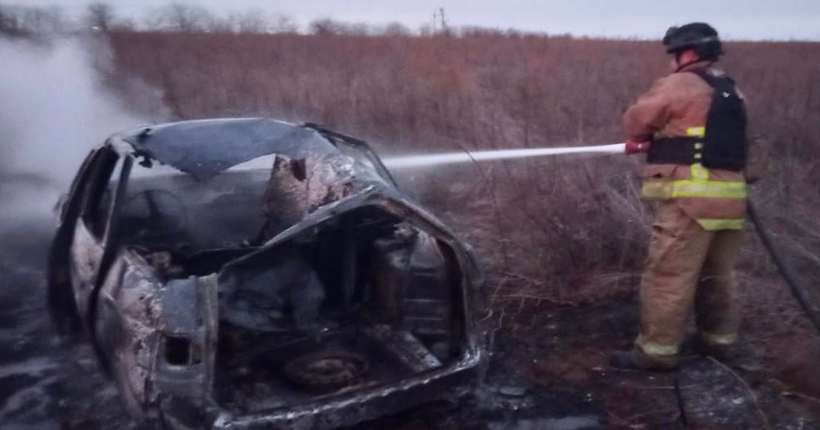 На Херсонщині ворожий боєприпас влучив в автомобіль: є загиблі