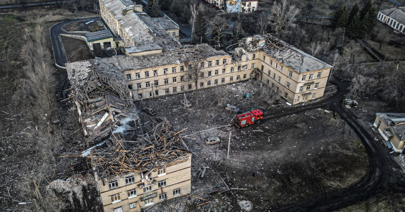 Вбили дитину з мамою та вагітну жінку: у поліції розповіли деталі нічних обстрілів Селидового