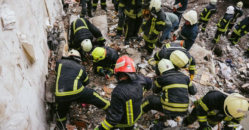 В Одесі поруч з тілом жінки знайшли тіло ще одного немовляти