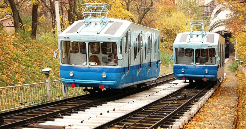 Вбивство підлітка на фунікулері в Києві: нападник перебуває в СІЗО